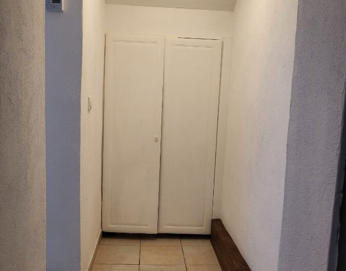 1000369064
